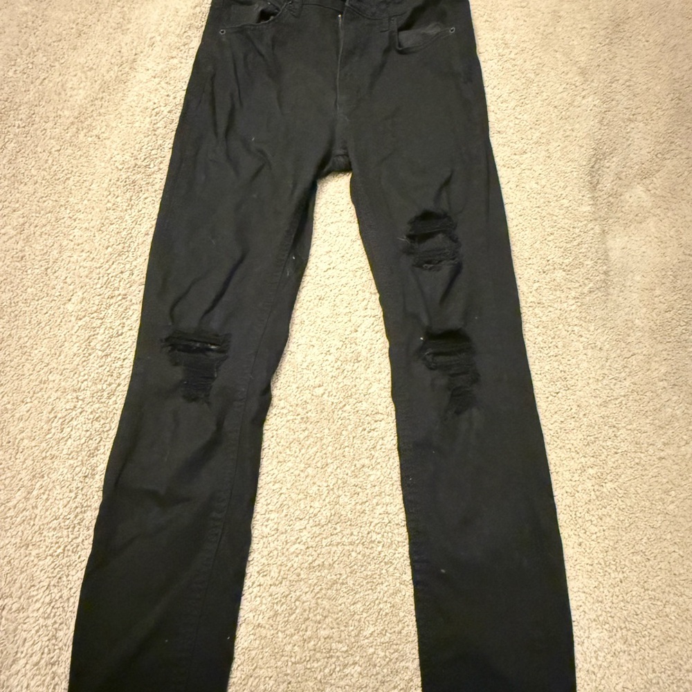 Wild Fable Black Skinny Jeans with Distressed Knee Design